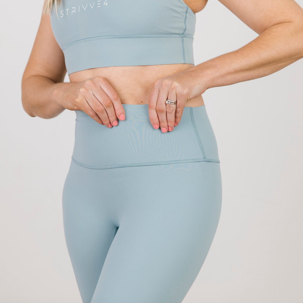 
                      
                        Signature Leggings Sky Blue
                      
                    